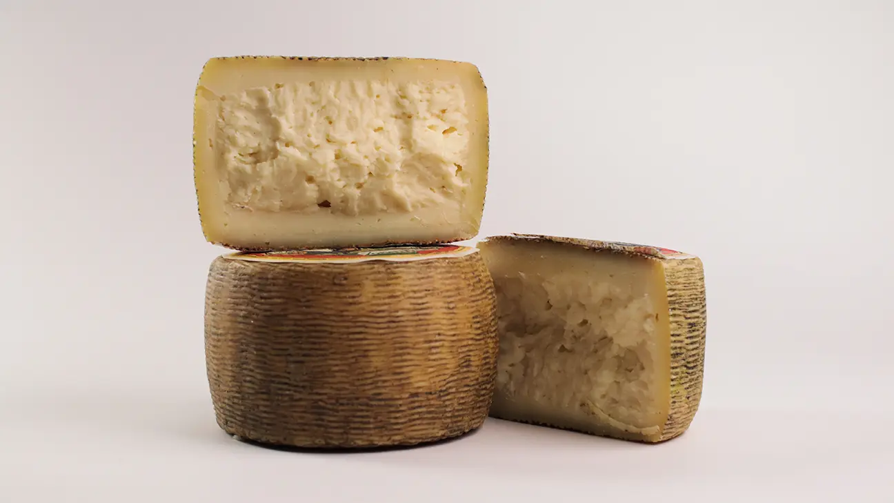 pecorino-lavorazione-abruzzese-stagionato foto prodotto 3